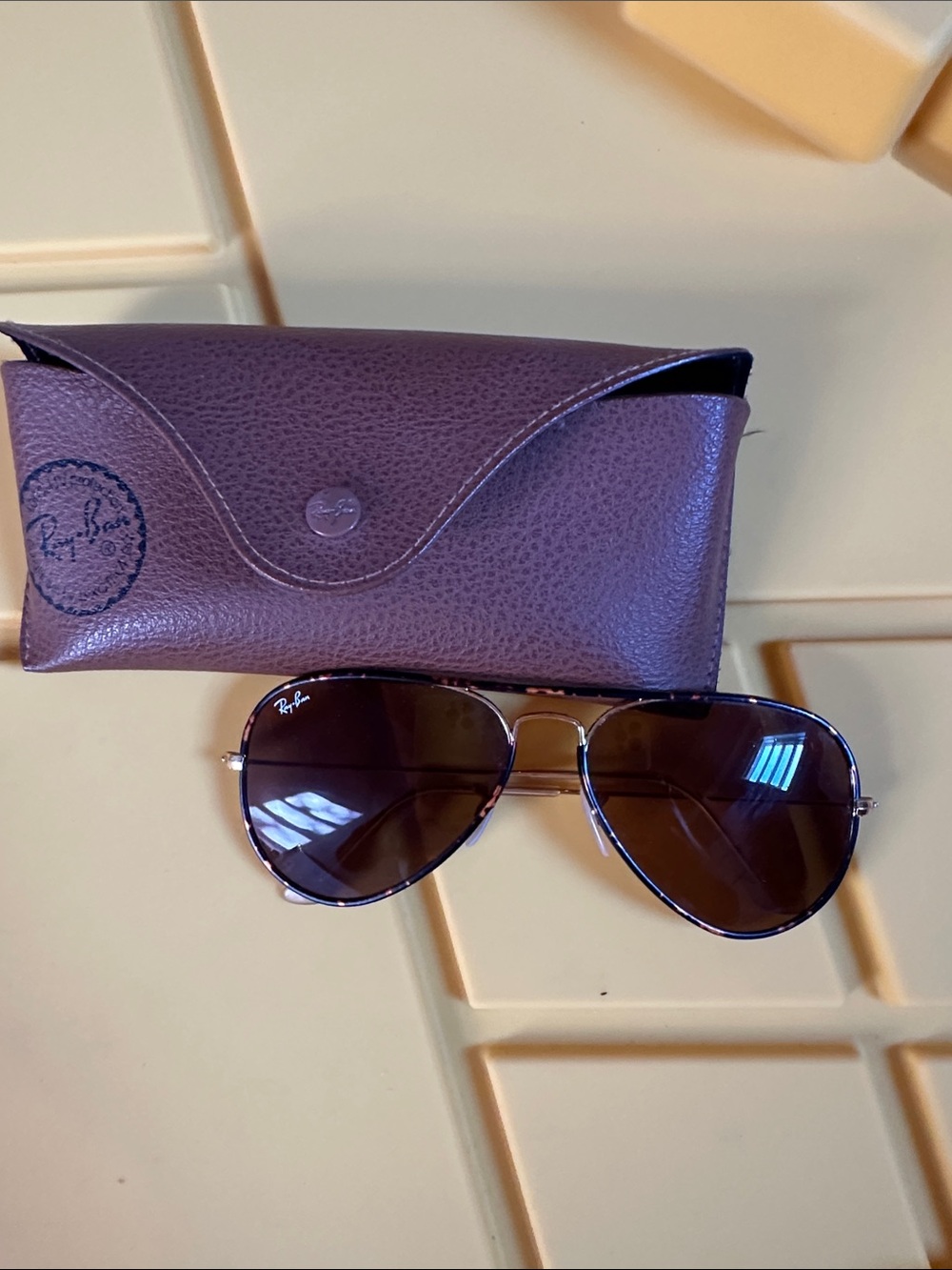 Ray-Ban Aviator Sunglasses in Brown and Gold with Case
